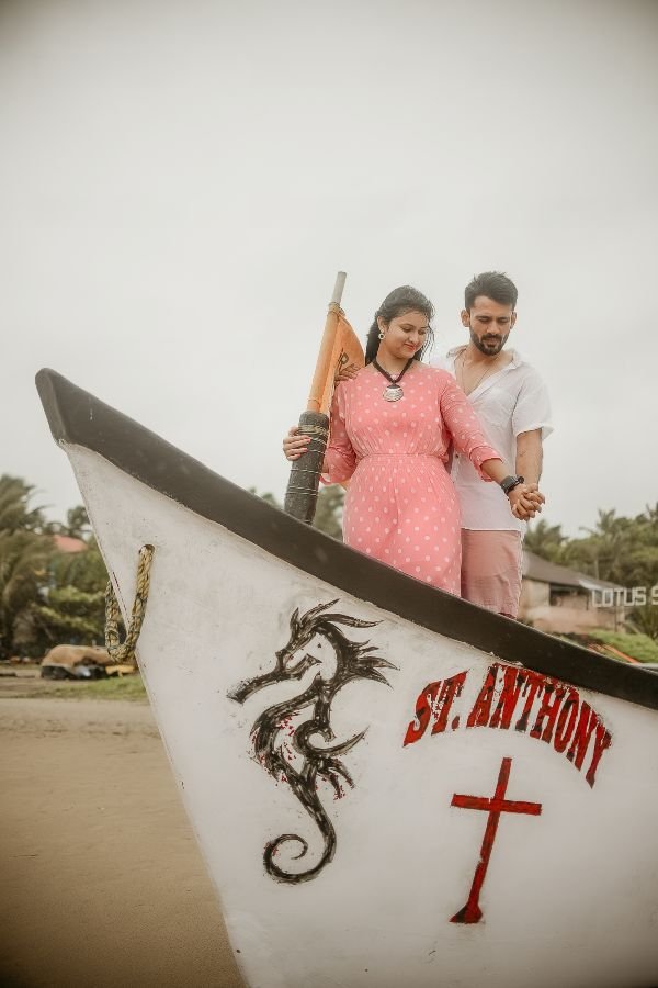 pratik-and-sonal-goa-story